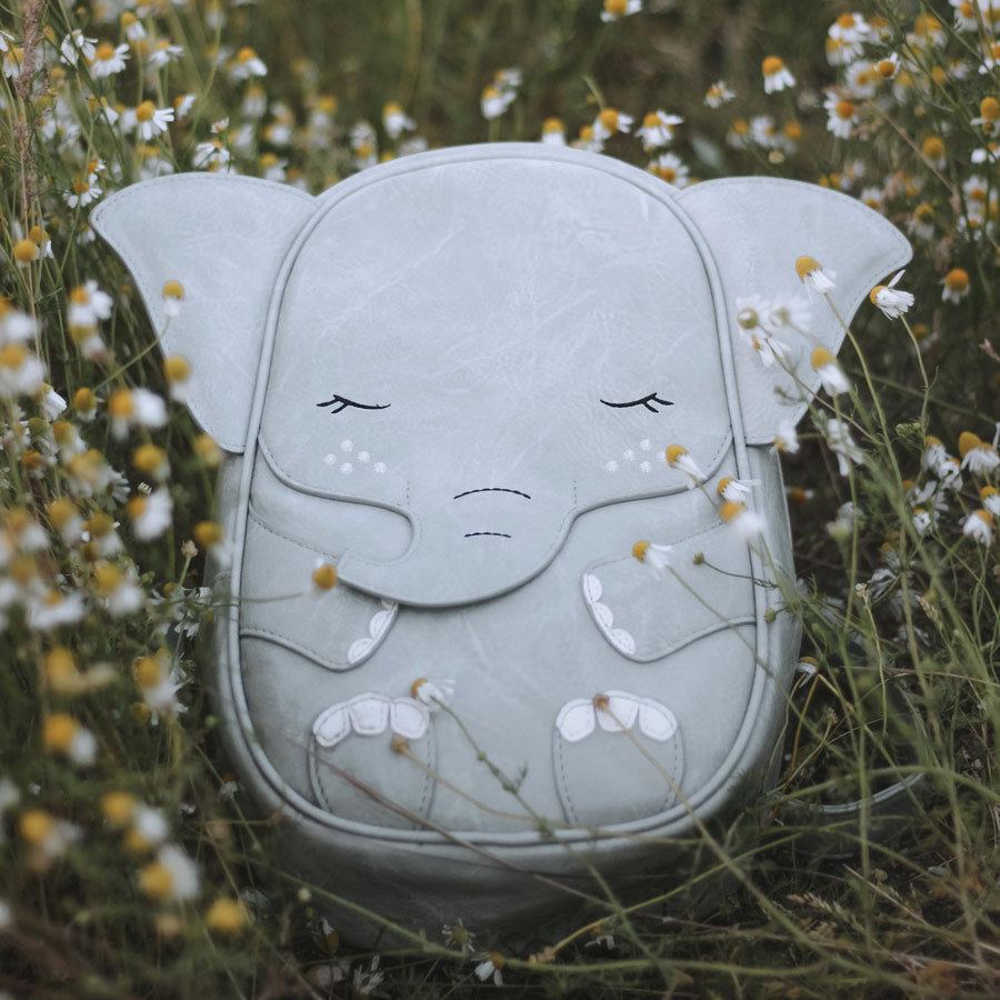 Kinderrucksack Elefant in grau mit süßen Details