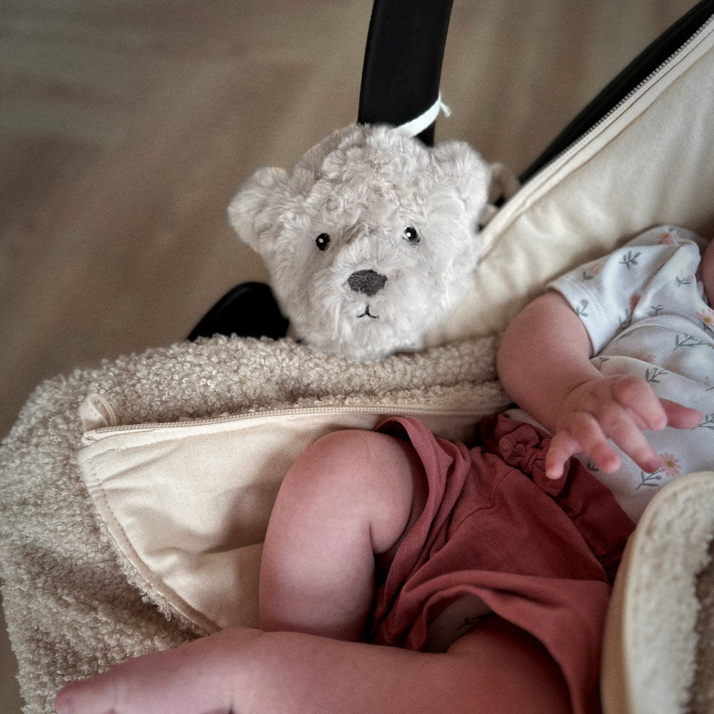 Teddy Lou - Heartbeat Comforter on the go