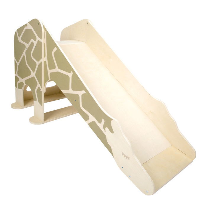 Die Giraffen-Rutsche von Small Foot ist aus Holz