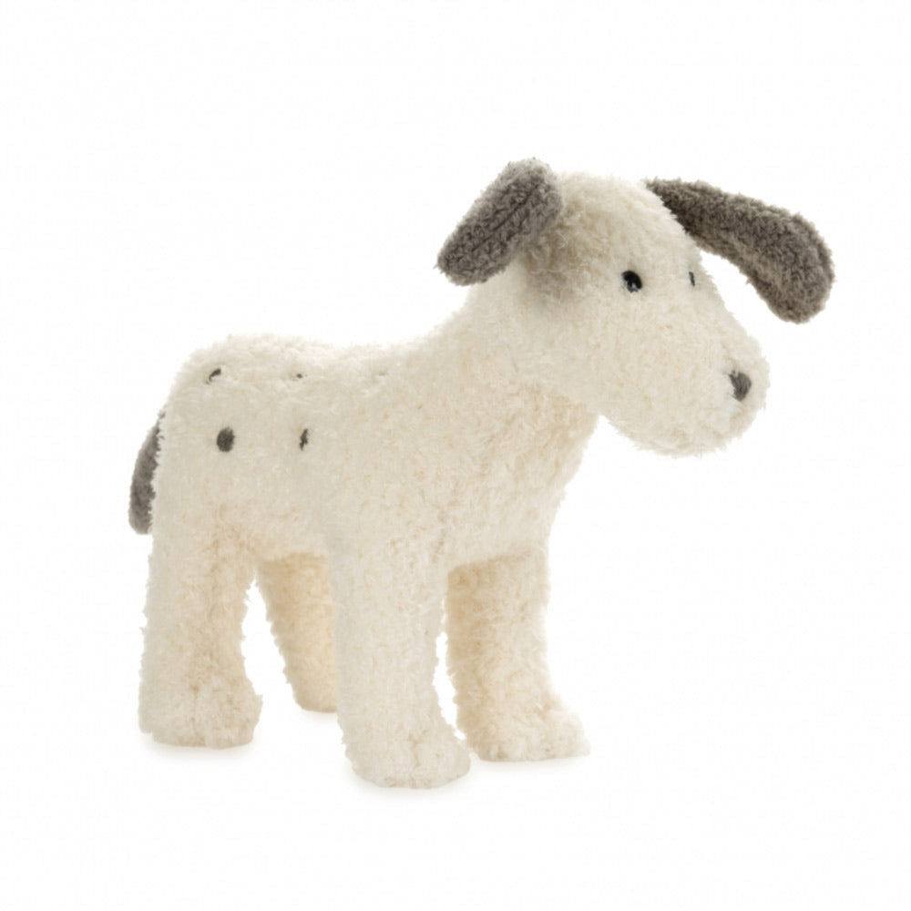 Kuscheltier Spotty ist weiß mit ein paar wenigen dunkelgrauen Punkten und dunkelgrauen Ohren. Er stellt einen hübschen Dalmatiner dar.