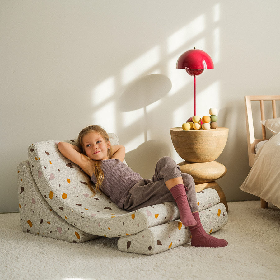 wigiwama zelt Mond Kindersessel im Terrazzo-Look