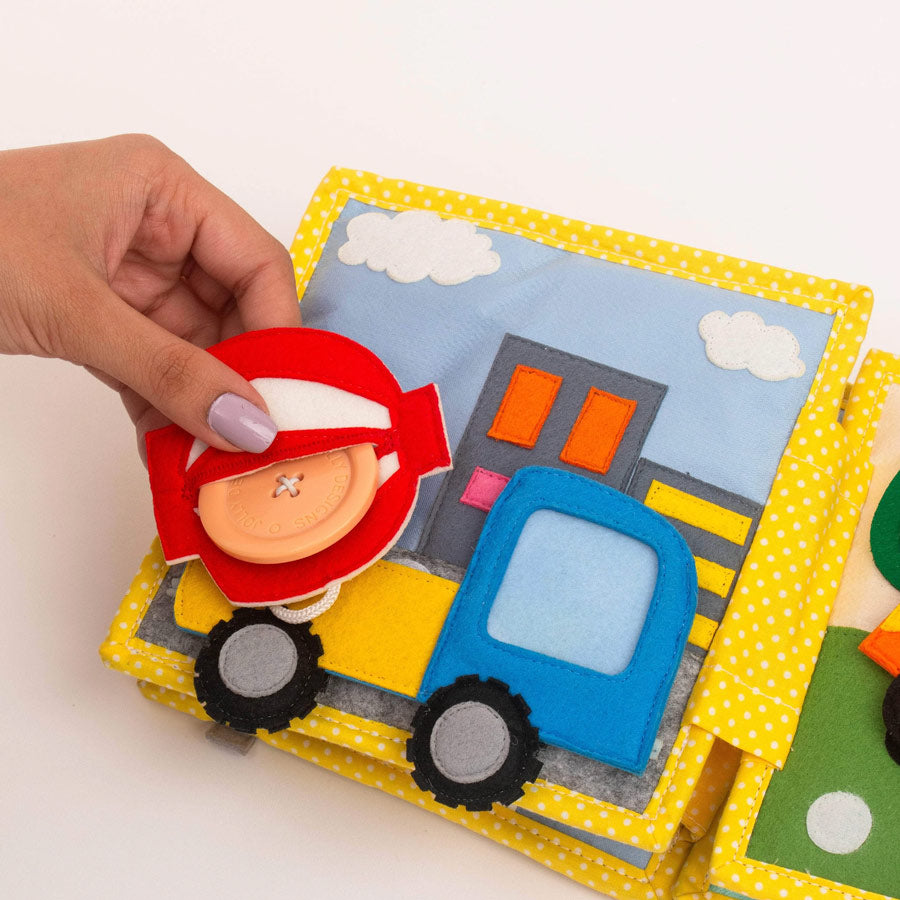 Im Buch befinden sich verschiedenen motorische Herausforderungen zum Üben für Kleinkinder.