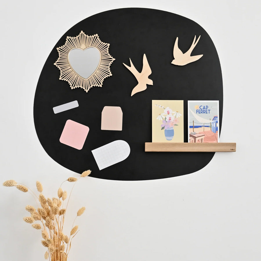 Magnettafel oval in der Farbe schwarz mit dekorativen Elementen